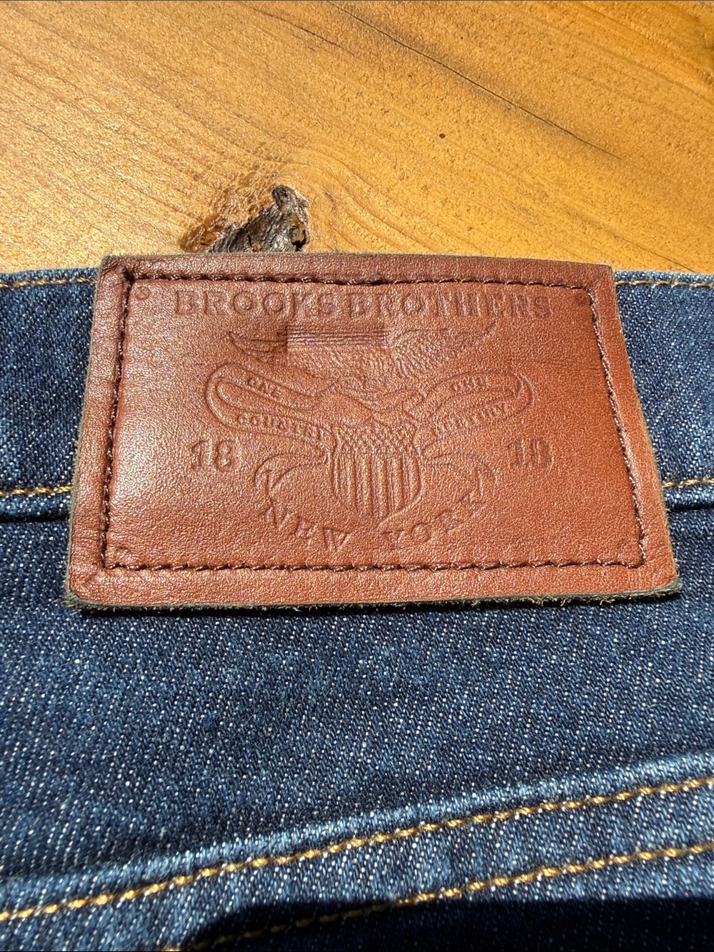 Brooks Brothers Men's Relaxed Dark Blue Jeans - Picture 5 of 6